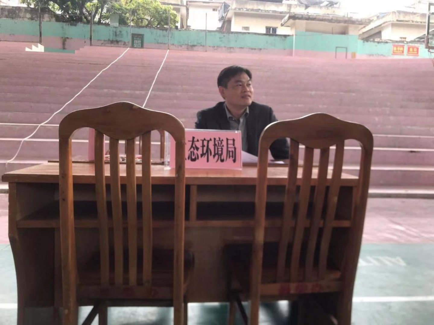 南宁市武鸣生态环境局参加2024年第四季度“公开大接访”活动